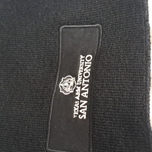 Texas A&M Fleece Scarf Unisex  A&M Pattern Black - Picture 2 of 4